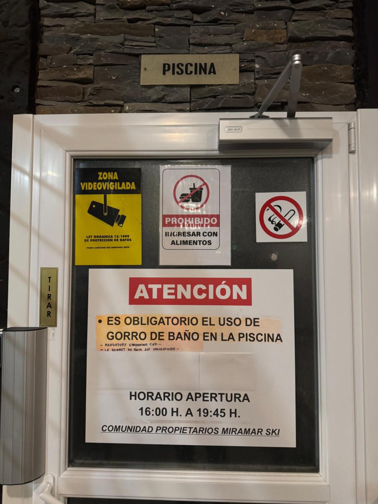 Miramar Elite Ski Con Parking Sierra Nevada Bagian luar foto
